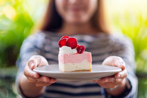 7 Best Cake Shops in Montana!