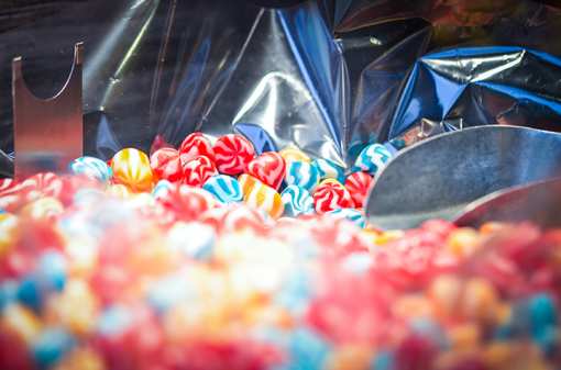 9 Best Candy Shops in Montana!